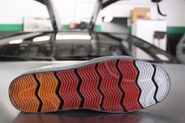 15-nike-delorean-shoes.jpg (250 KB)