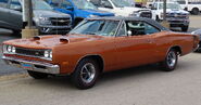 1969 Dodge Coronet Super Bee, front left (2022 Ellwood City Fall Fest & Car Cruise)