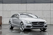 Mercedes-Benz-CLS-Shooting-Break-17