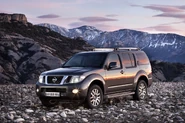 2011-Nissan-Pathfinder-Navara-9.jpg (417 KB)