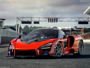 McLaren-Senna-2019-1024-02