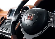 Nissan-gt-r 2011 4e.jpg (220 KB)