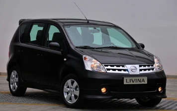 2006 Nissan Livina.