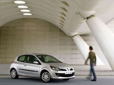 Renault Clio 3 Phase 1 3Doors RS 2.0 16v Renault Sport 200HP specs,  dimensions