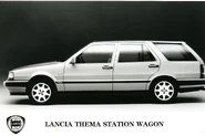 Carscoop-Lancia-Thema-16.jpg (193 KB)