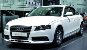 Carscoop AudiA4e 1