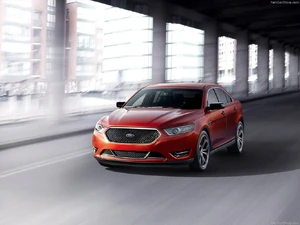 Ford-Taurus SHO-2013-1024-02