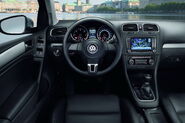 VW-Golf-VI-60