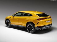 Lamborghini-Urus-2019-1024-d0