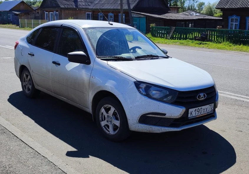 Lada 219110 Granta | Автопедия вики | Fandom
