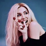 Uncropped