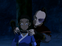 Zuko con el collar de Katara