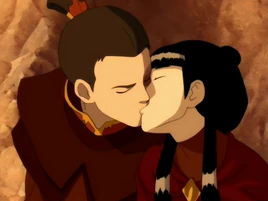Zuko kisses Mai