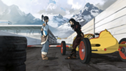 Korra und Asami auf der Rennstrecke