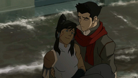 Mako holding Korra