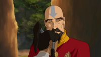 Tenzin and Korra hug