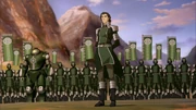 Kuvira demonstriert Korra ihre Macht.