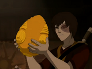 Zuko Sosteniendo la Gema Solar