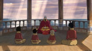 Tenzin, Jinora, Ikki, Meelo y Korra practicando la meditación