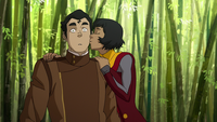 Opal kissing Bolin on the cheek