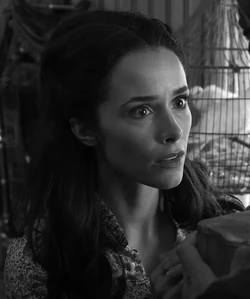 Abigail Spencer Oz La Grande Y Poderosa