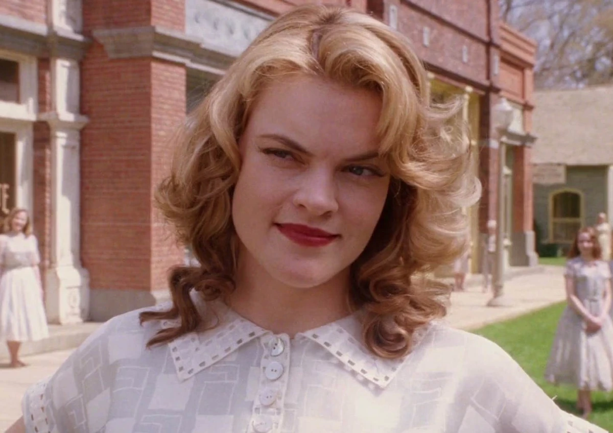Missi Pyle | Film and Television Wikia | Fandom