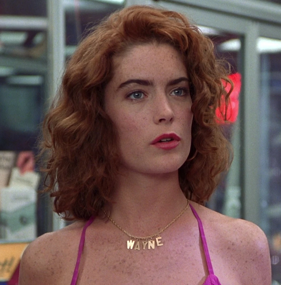 Lara Flynn Boyle | Film and Television Wikia | Fandom