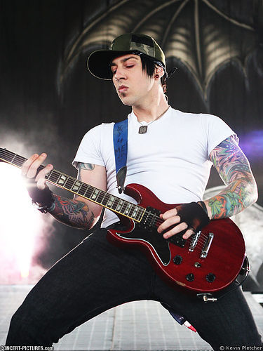 zacky vengeance playing guitar