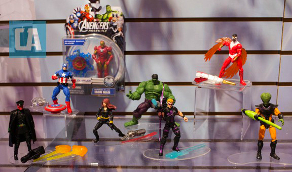 Avengers assemble hot sale action figures