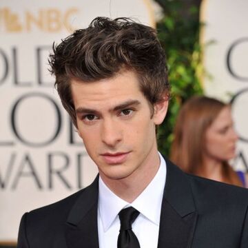 Andrew Garfield Marvel Filme Wiki Fandom En su apartamento de urbanizacion prototipo de los angeles, sam (andrew garﬁeld) anda por la vida muerto de aburrimiento. andrew garfield marvel filme wiki