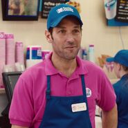 Scott Lang.jpg (114 KB) Sein Job bei Baskin-Robbens