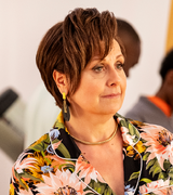 Karen Kelly