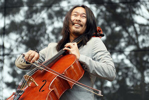 Joe Kwon Cello