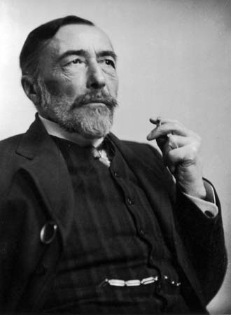 Joseph Conrad | Xenopedia | Fandom Joseph Conrad | Xenopedia | Fandom