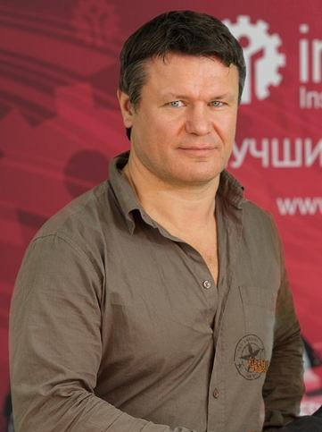 Oleg Taktarov showed his form. He is now 54 years old. If you look at the traini