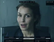 Elizabeth proposing the Prometheus mission to Peter Weyland using a Yutani message program.