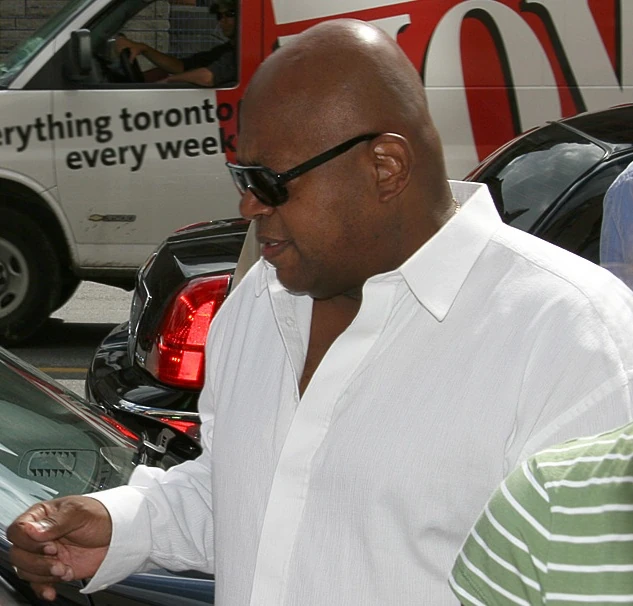 チャールズ・S・ダットン AVP Wiki Fandom