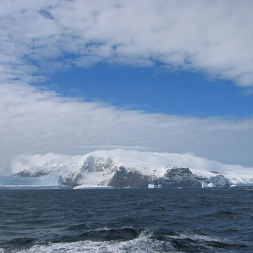Bouvet Island Xenopedia Fandom Bouvetøya, güney atlantik okyanusu'ndaki orta atlantik sırtı'nın güney ucunda bulunan bir yanardağın tepesini oluşturan volkanik bir adadır. bouvet island xenopedia fandom