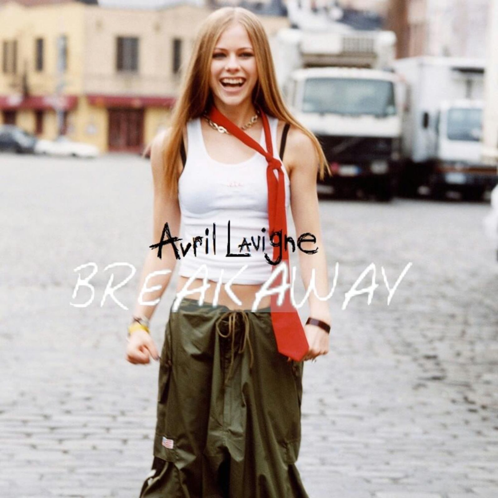 Avril Lavigne Covers Kelly Clarkson's Breakaway for Let Go Re-Release