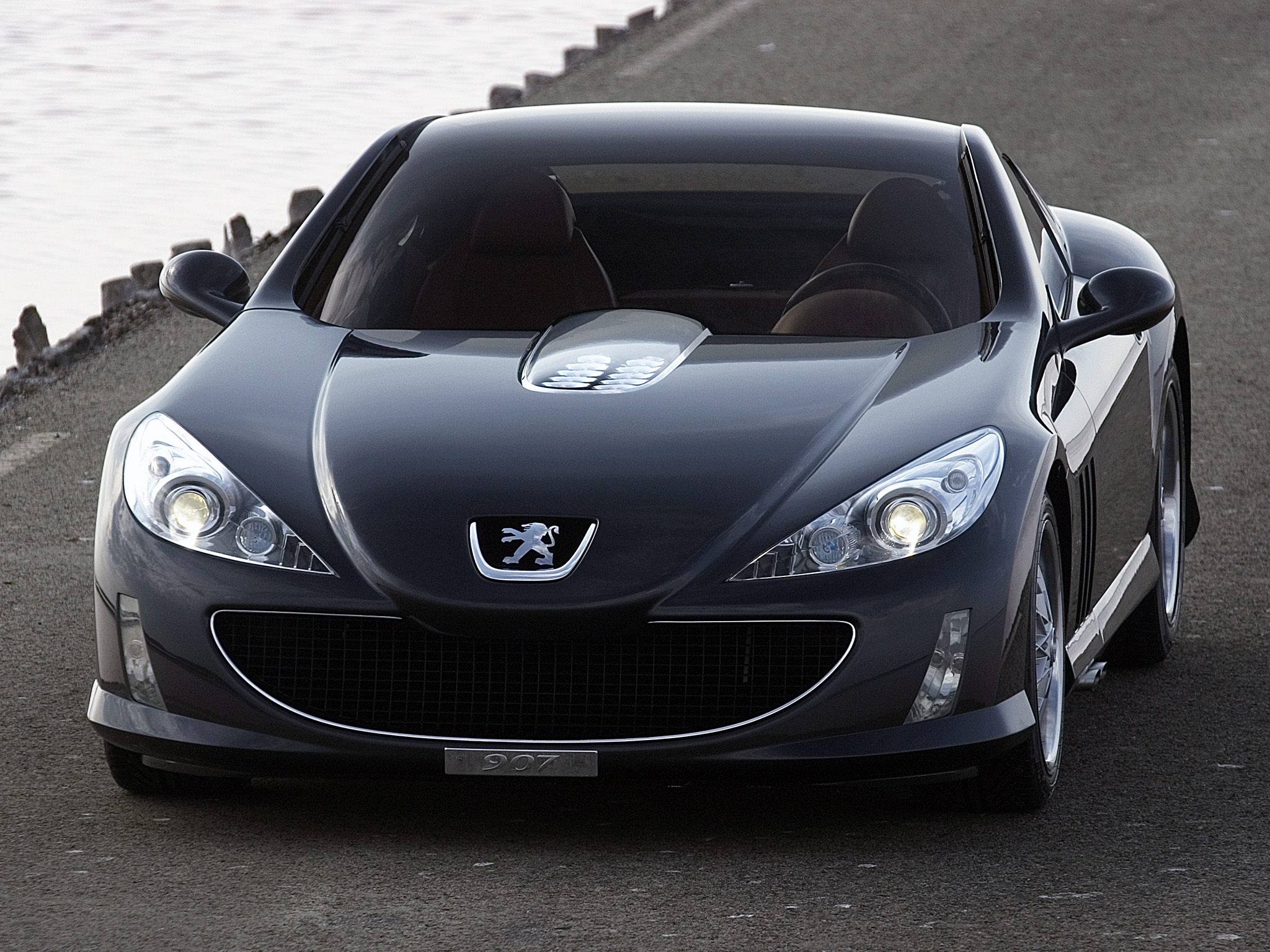 Peugeot 907 2004