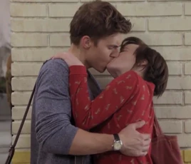 Jollin Affair Kiss 3