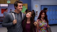Awkward-S04E17.jpg (57 KB)