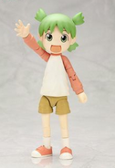 Yotsuba figure in autumn clothes