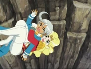 Princess Darami clings to Hanbei