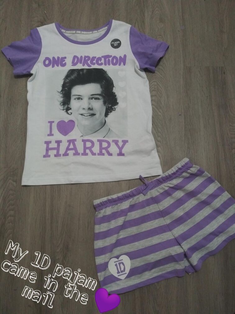 My One Direction Harry pajamas came in the mail last night Fandom