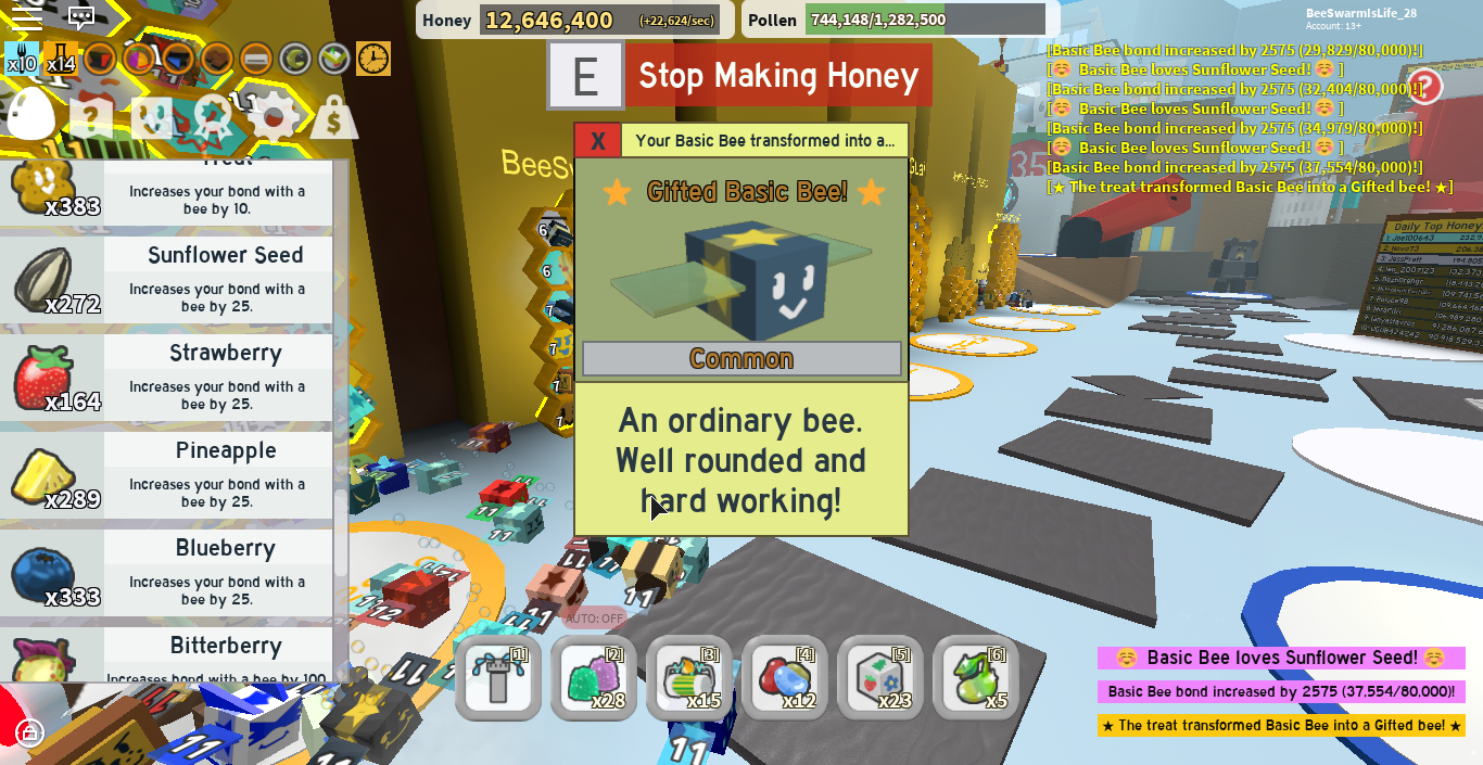 Basic Bee And Basic Gifted Bee from Basic Egg : r/BeeSwarmSimulator