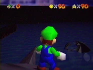 Luigi overlooking the dead Chomp.