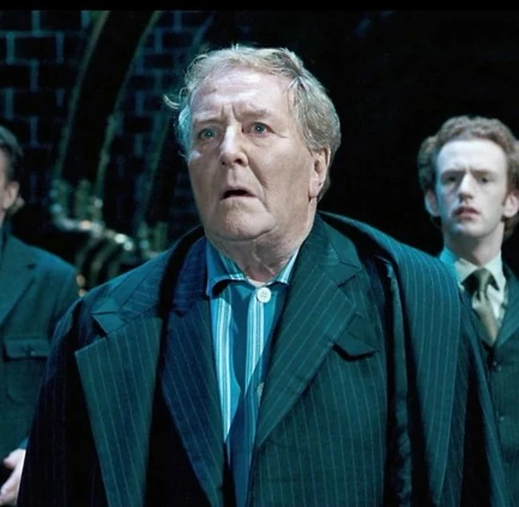 Should Cornelius Fudge (Harry Potter) be on this wiki? Fandom