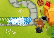 Spike-o-pult monkey grabbing ball