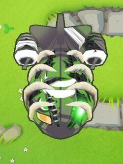 Anyone else notice on the Rake map that the different length paths screw  with monkey targeting? : r/btd6